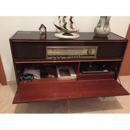 GRAMMOFONO GRUNDIG ANNI 60. Mobile in ottime condi