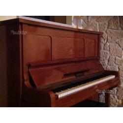 Pianoforte verticale