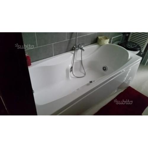 Vasca idromassaggio jacuzi Mysia 180x80
