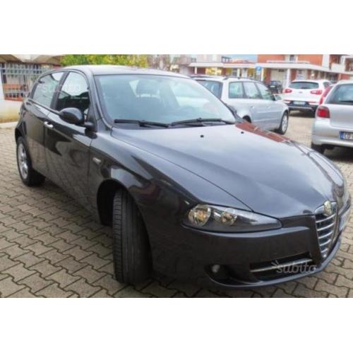 ALFA ROMEO 147 1.9 JTD (120) 5 porte Progression