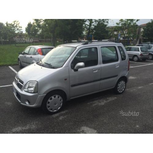 Opel agila neopatentati 2004