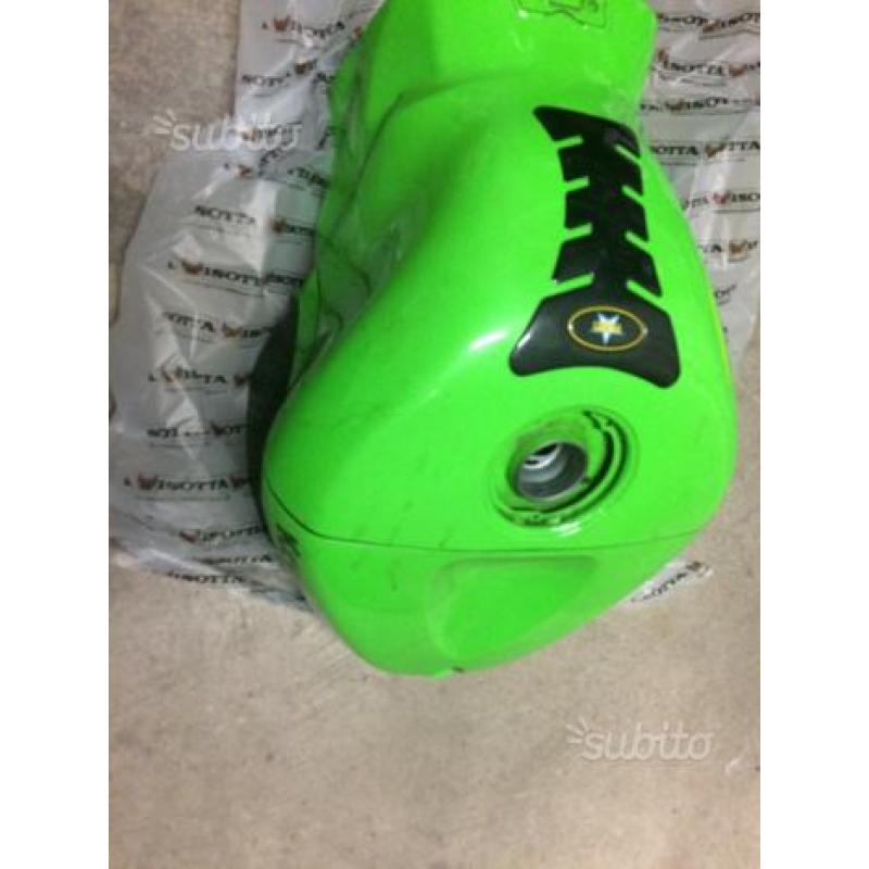 Serbatoio Kawasaki zx6r 2005 2006