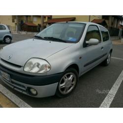 Renault Clio 1.9 dti