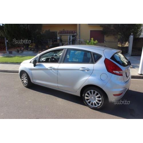 FORD Fiesta 5ª serie - 2010