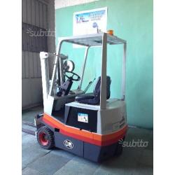 Carrello elevatore om 3 ruote 15ql