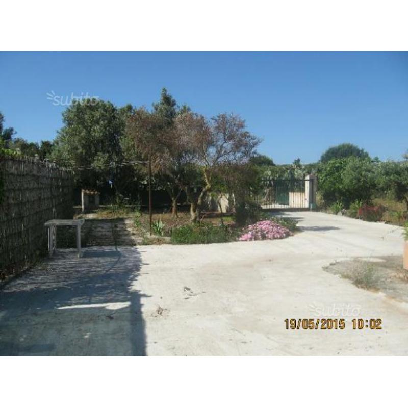 S.antioco casa vacanza con giardino