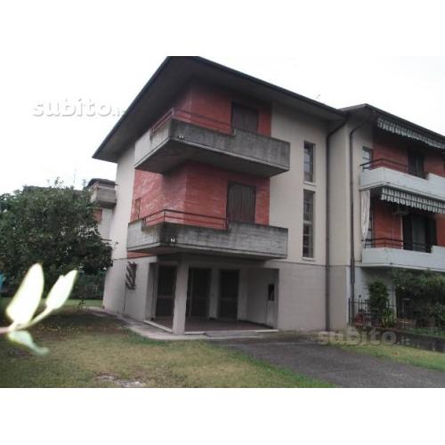 Villa bifamiliare