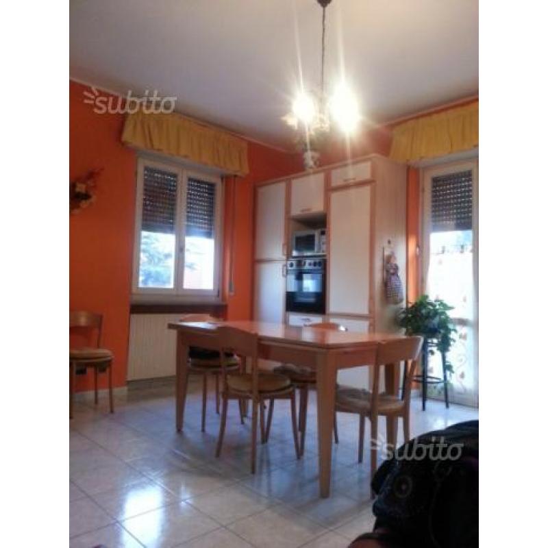Appartamento 100mq. Ristrutturato .b.milano