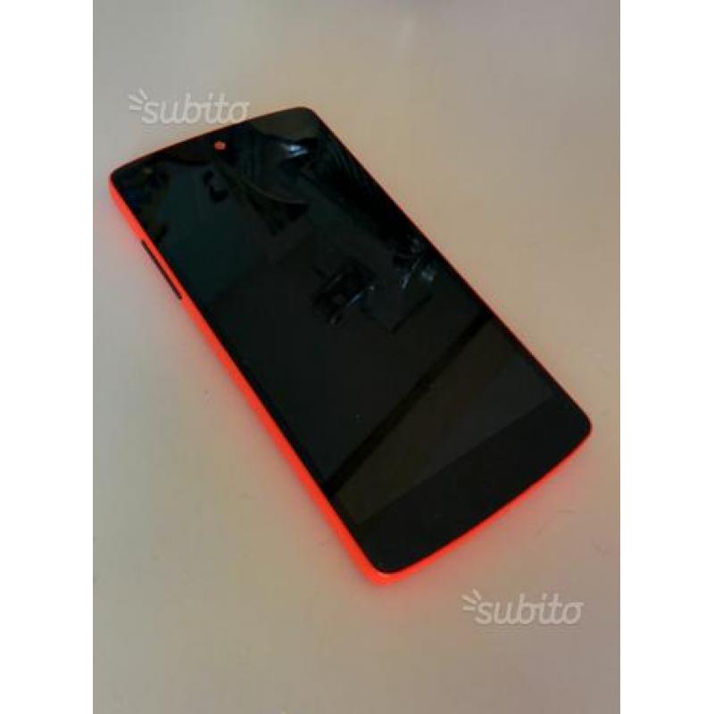 nexus 5 rosso