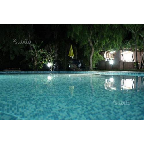Villa con piscina,11 persone