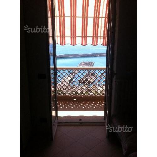 Monolocale vista mare ristrutturato