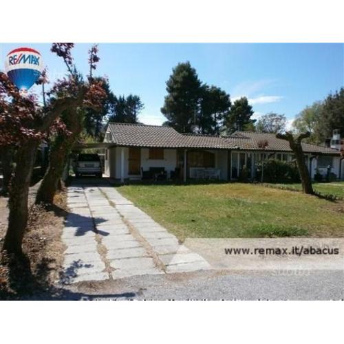 Villa a Schiera a Magione, 2 locali