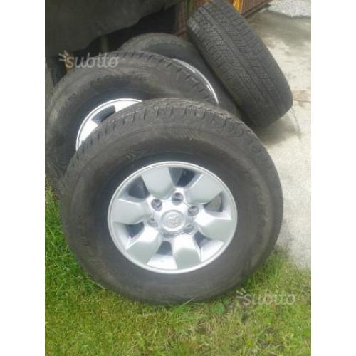 Ruote complete Toyota hilux