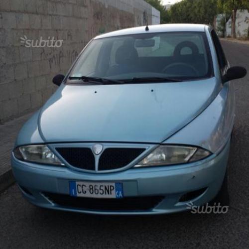 Lancia y del 2003