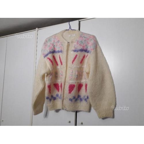 Cardigan pura lana euro 30,00