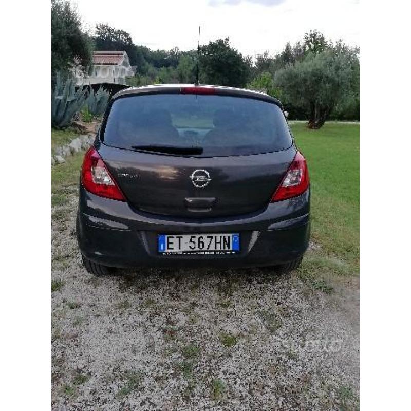 OPEL Corsa 4ª serie - 2014 gpl